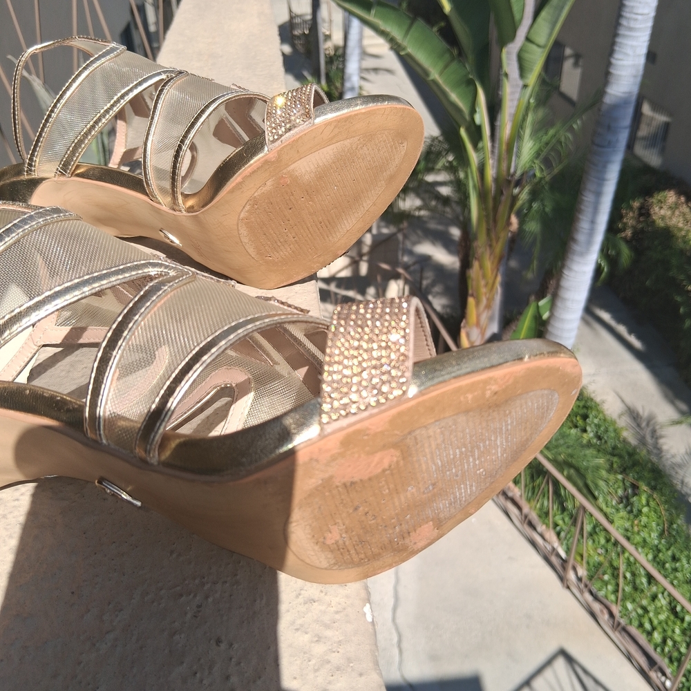 Thalia Sodi Gold Embellished Heels - Picture 12 of 16